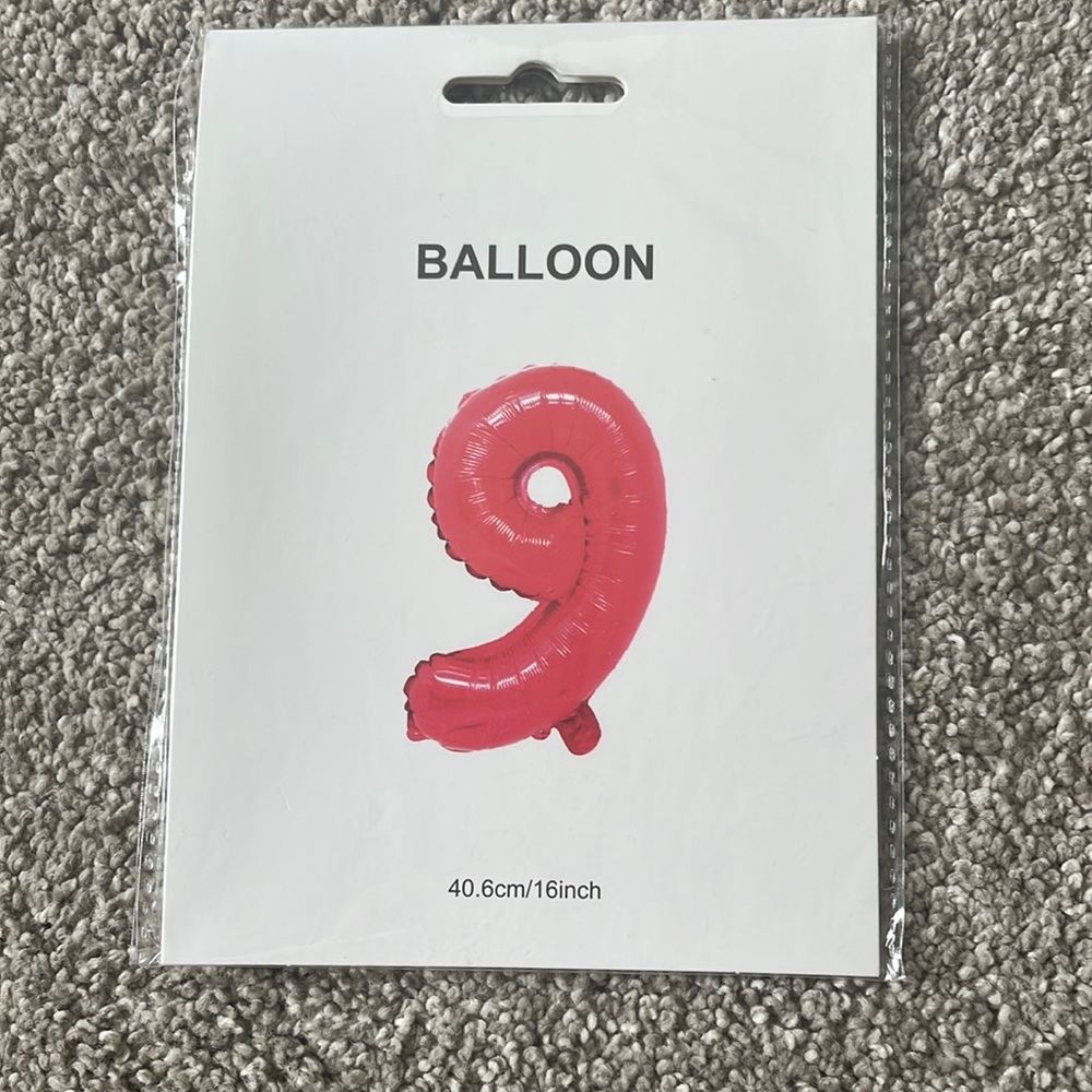 Miniso balloon 40.6 cm / 16 inch, red metallic, new, number 9